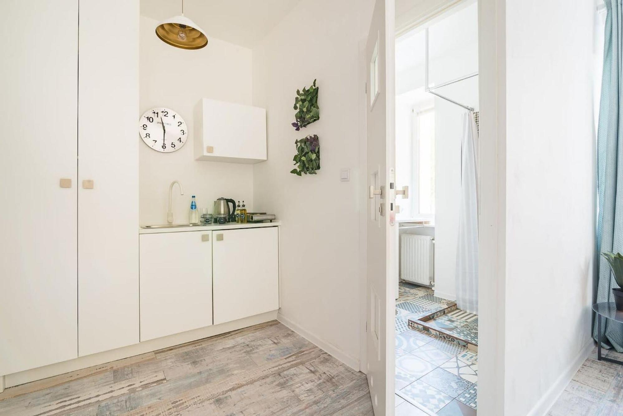Kopernika 4 - Studio Apartment By Noclegi Renters Варшава Екстер'єр фото